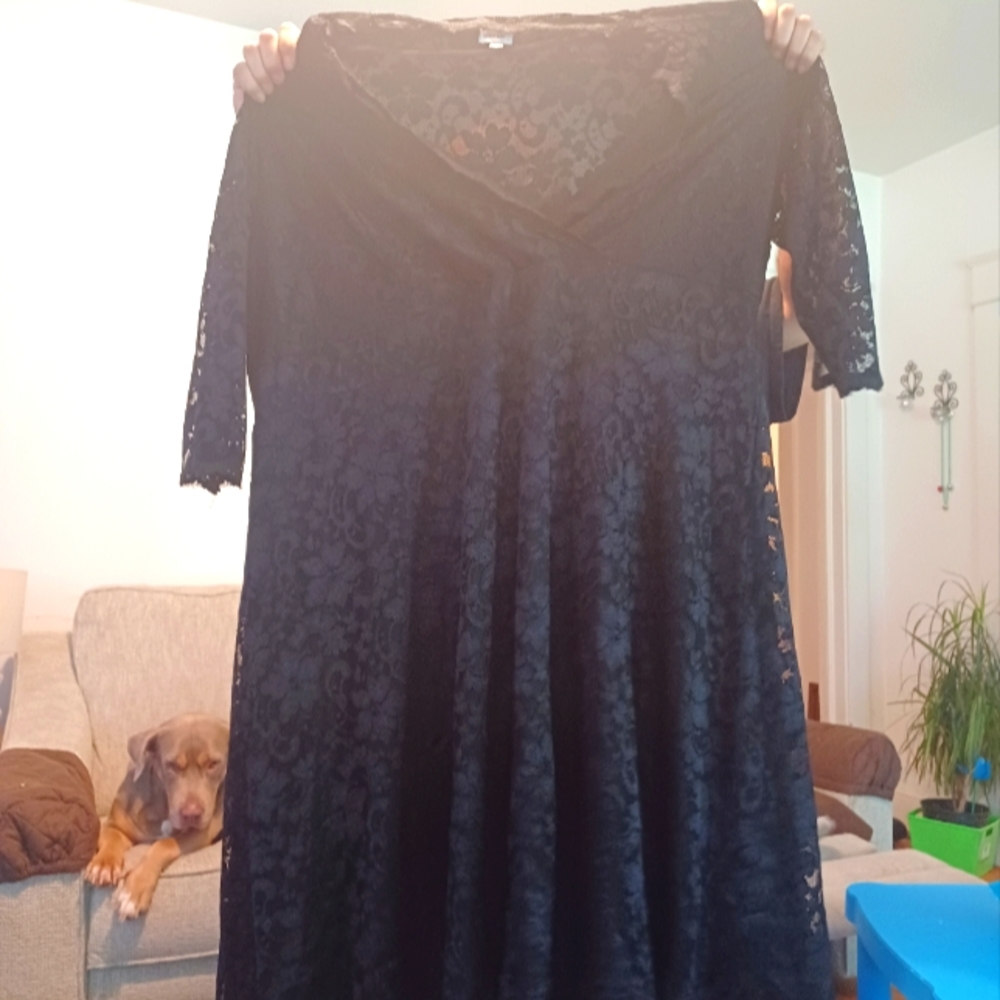 Avenue lace dress